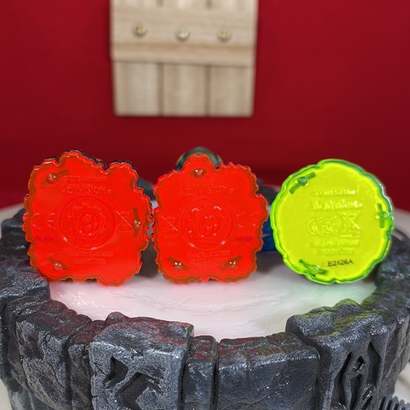 SKYLANDERS ACTION FIGURES W/PORTAL OF POWER BUNDLE - Picture 10 of 15